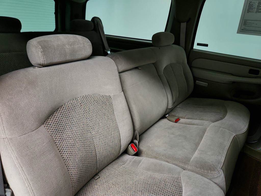 Used 2001 Chevrolet Suburban LS w/ LS Preferred Equipment Group RWD image 24
