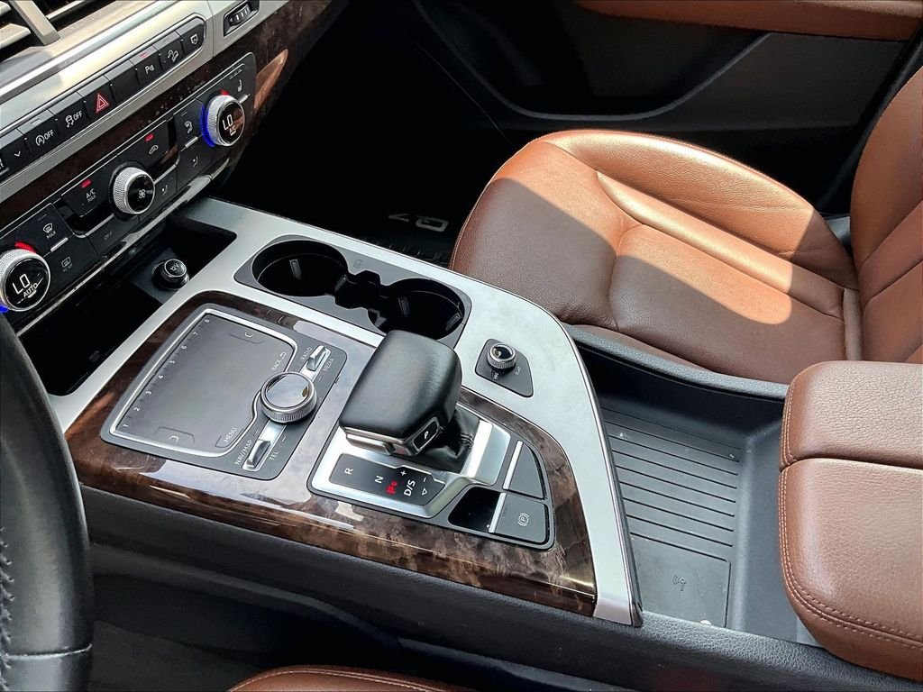 Used 2019 Audi Q7 2.0T Premium AWD/4WD image 21