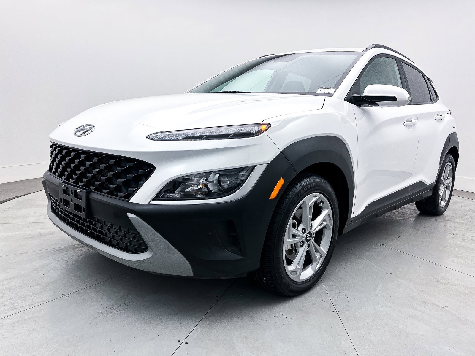 Used 2023 Hyundai Kona SEL image 11
