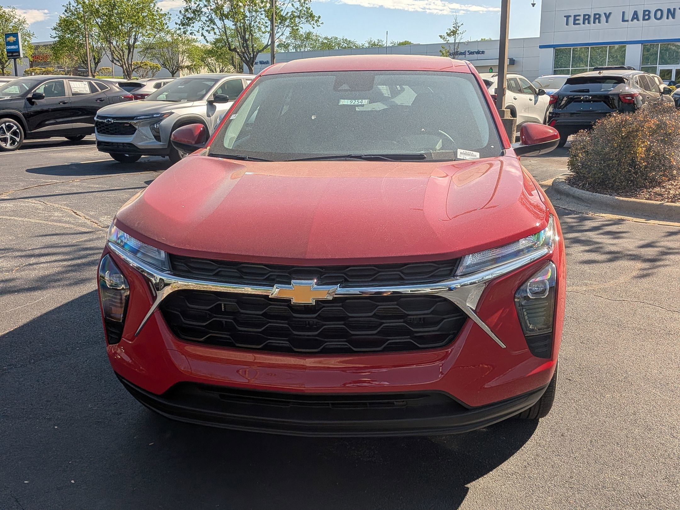 New 2026 Chevrolet Trax LS w/ LS Convenience Package FWD image 2