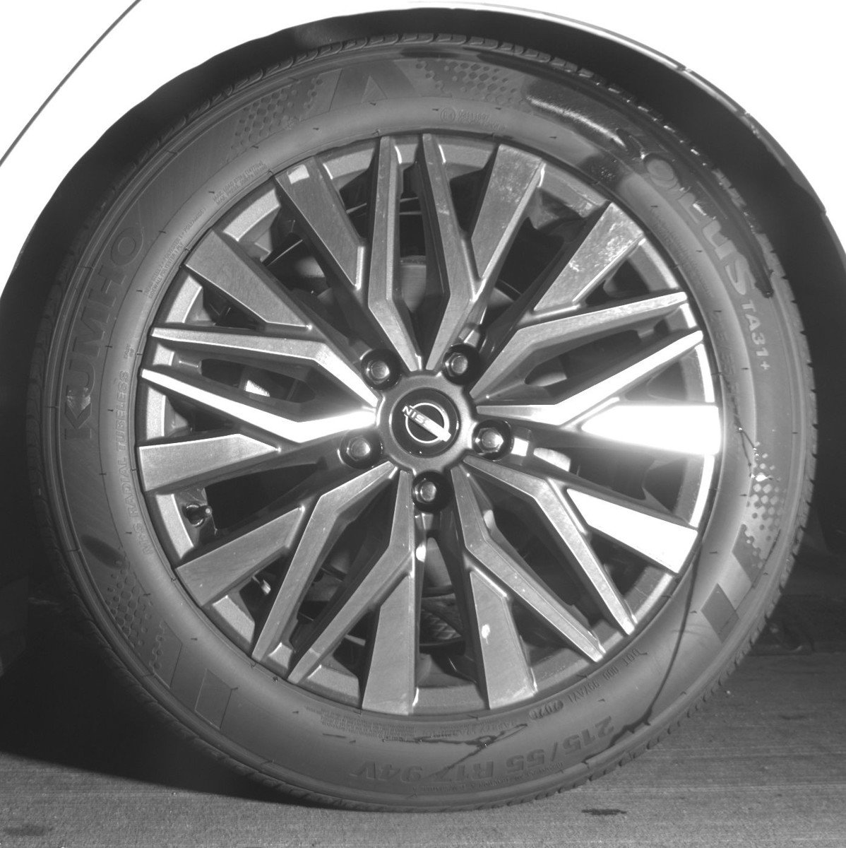 Used 2025 Nissan Altima 2.5 SV image 14