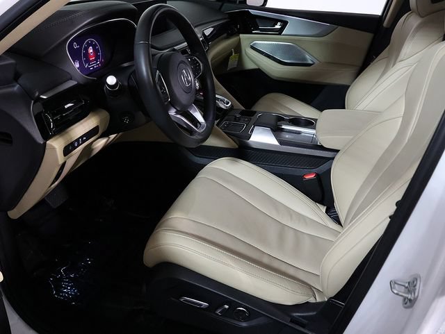 Certified 2024 Acura MDX w/ Technology Package AWD/4WD image 12