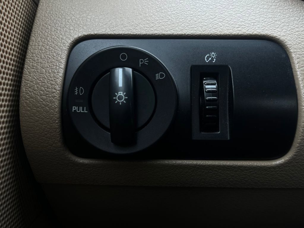Used 2007 Ford Mustang GT RWD image 19