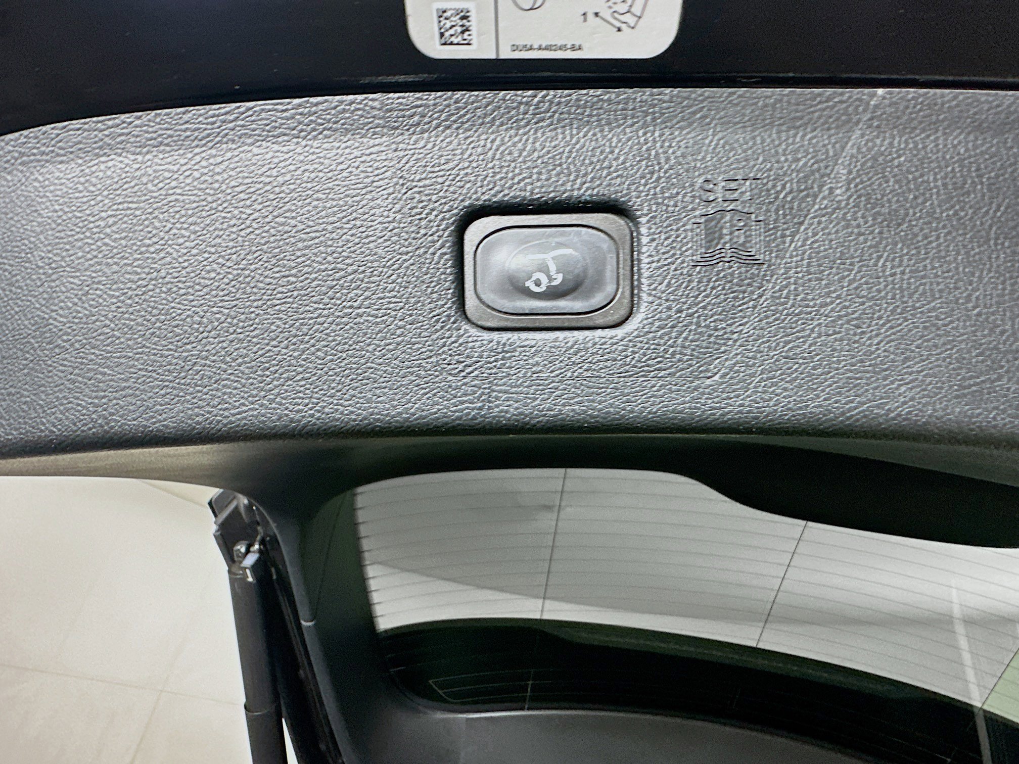 Used 2019 Ford Edge Titanium w/ Equipment Group 301A FWD image 30