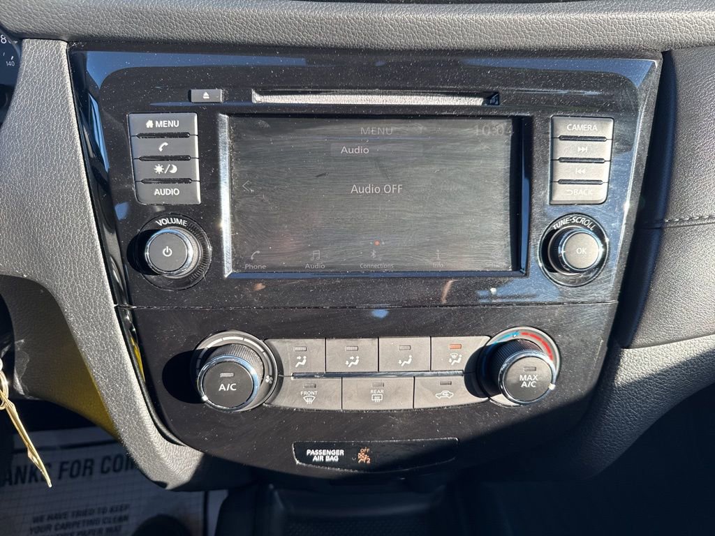 Used 2019 Nissan Rogue S image 25