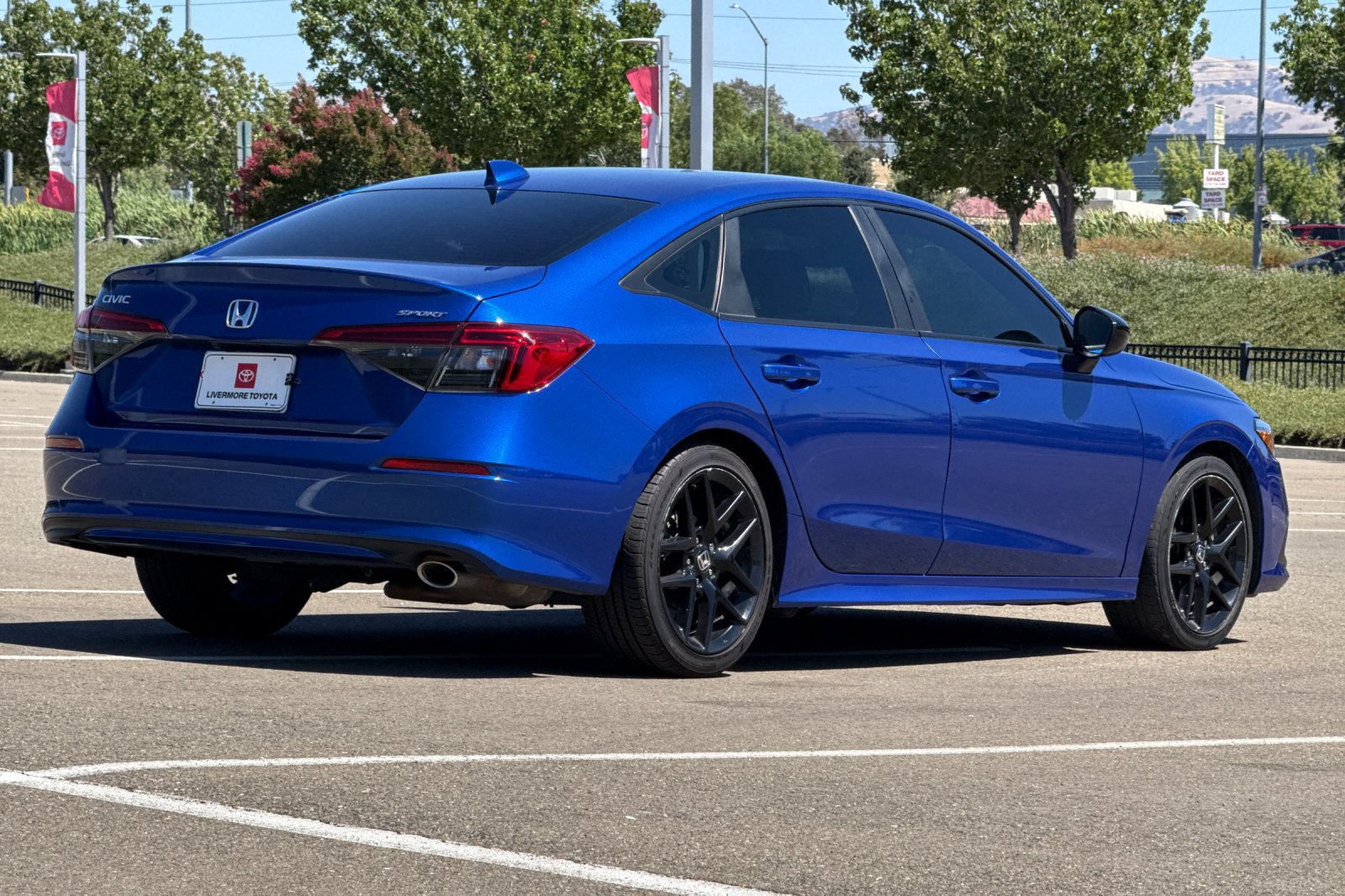 Used 2022 Honda Civic Sport image 4