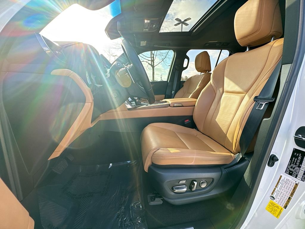 Used 2024 Lexus LX 600 4WD w/ Interior Upgrade Package image 19