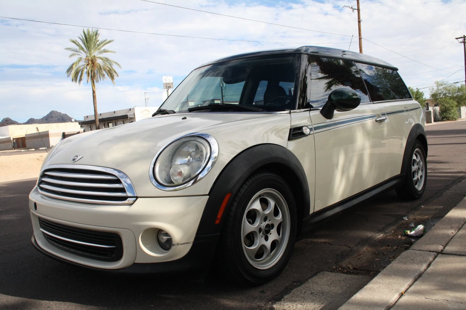 Used 2013 MINI Cooper Clubman FWD image 7