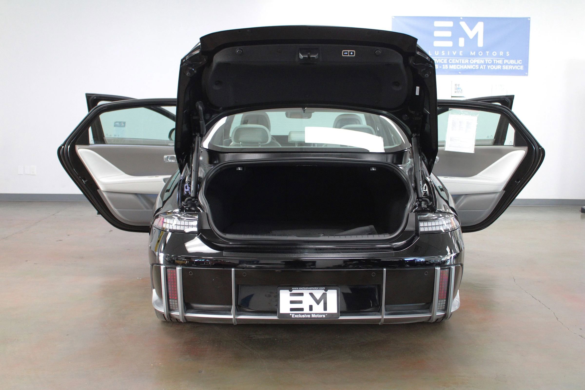 Used 2023 Hyundai Ioniq 6 SEL w/ Cargo Package image 8