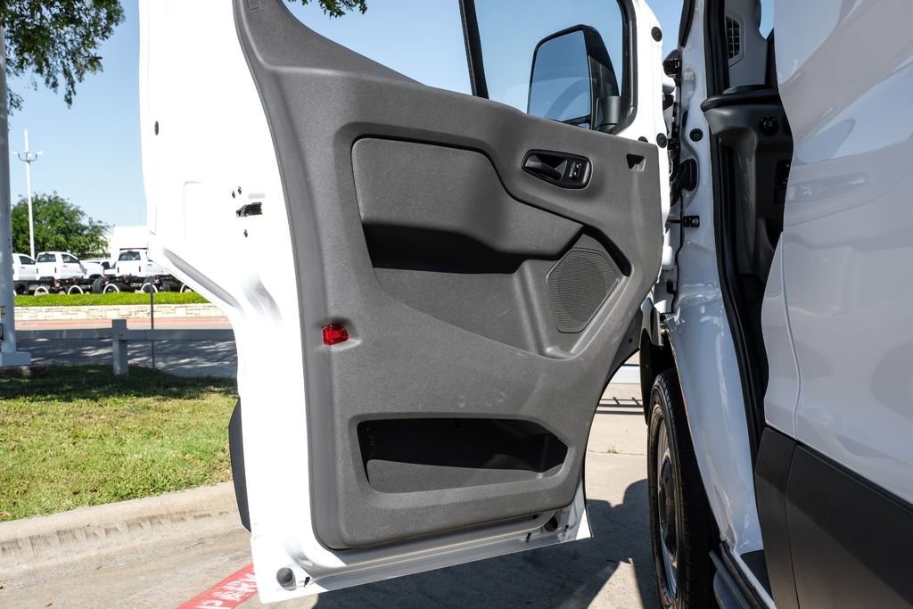 Used 2023 Ford Transit 150 Medium Roof RWD image 38