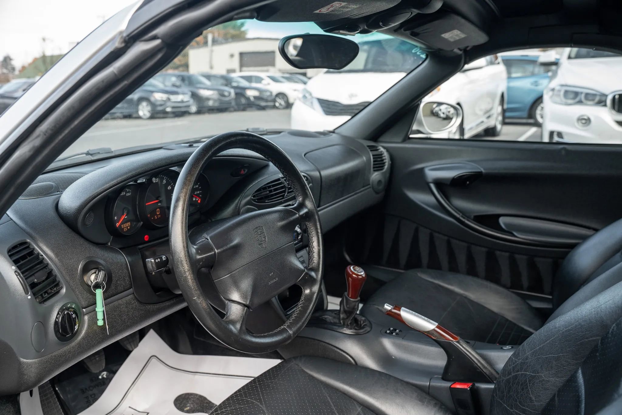 Used 1997 Porsche Boxster Cabriolet 2D image 10