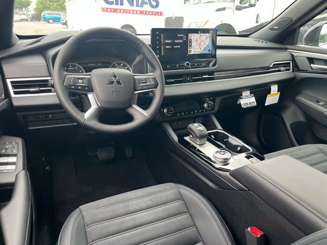 New 2026 Mitsubishi Outlander LE FWD image 28
