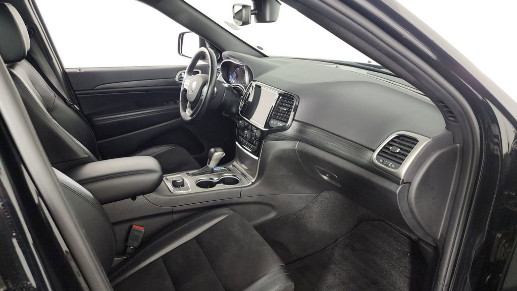 Used 2022 Jeep Grand Cherokee Laredo X image 32