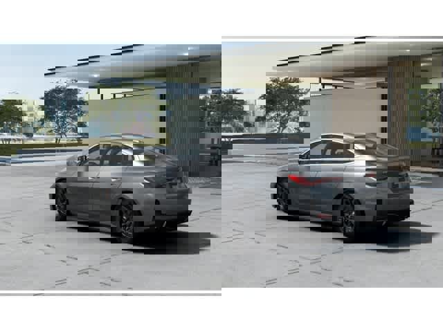 New 2025 BMW i4 xDrive40i image 2