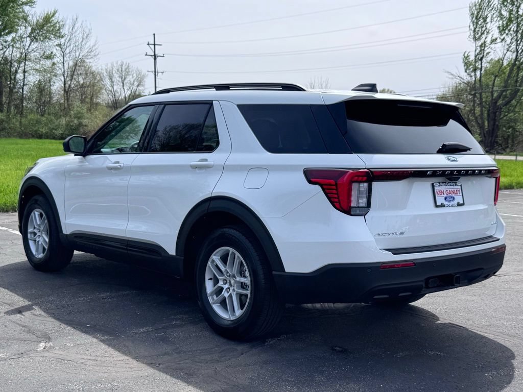 New 2026 Ford Explorer Active AWD/4WD image 13