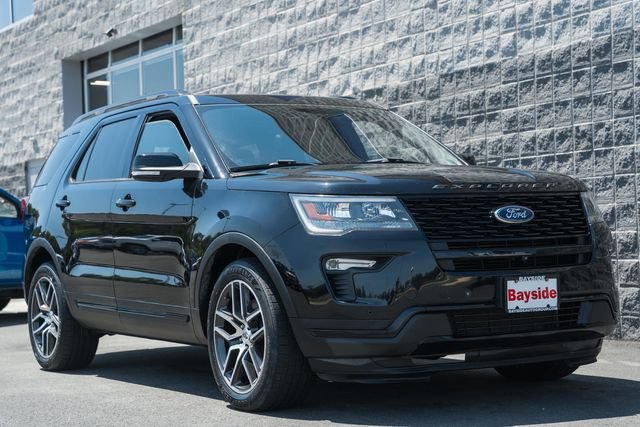 Used 2018 Ford Explorer Sport w/ Equipment Group 401A AWD/4WD image 2