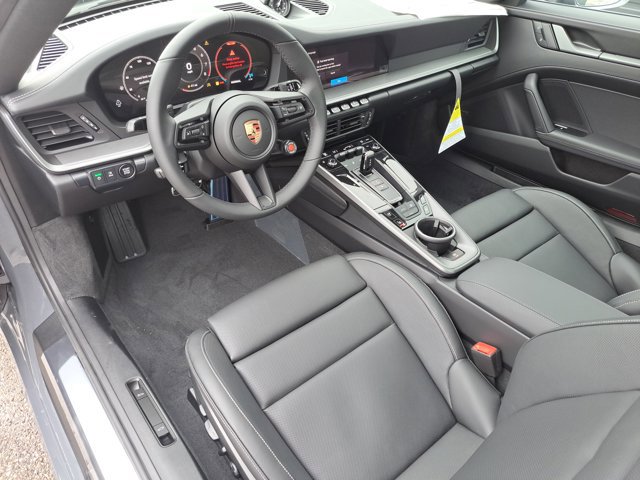 Used 2026 Porsche 911 Carrera image 4