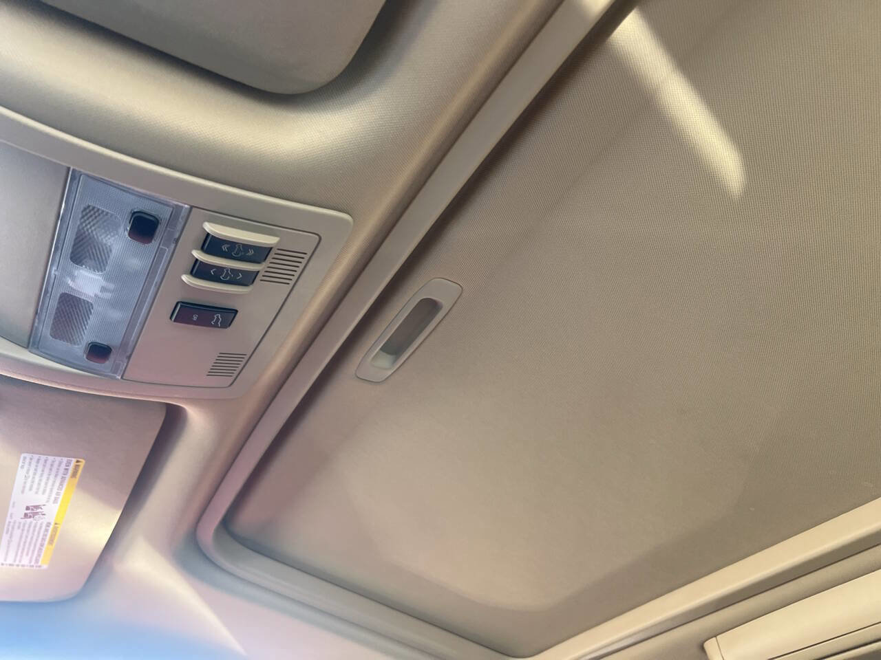 Used 2012 GMC Yukon Denali image 24