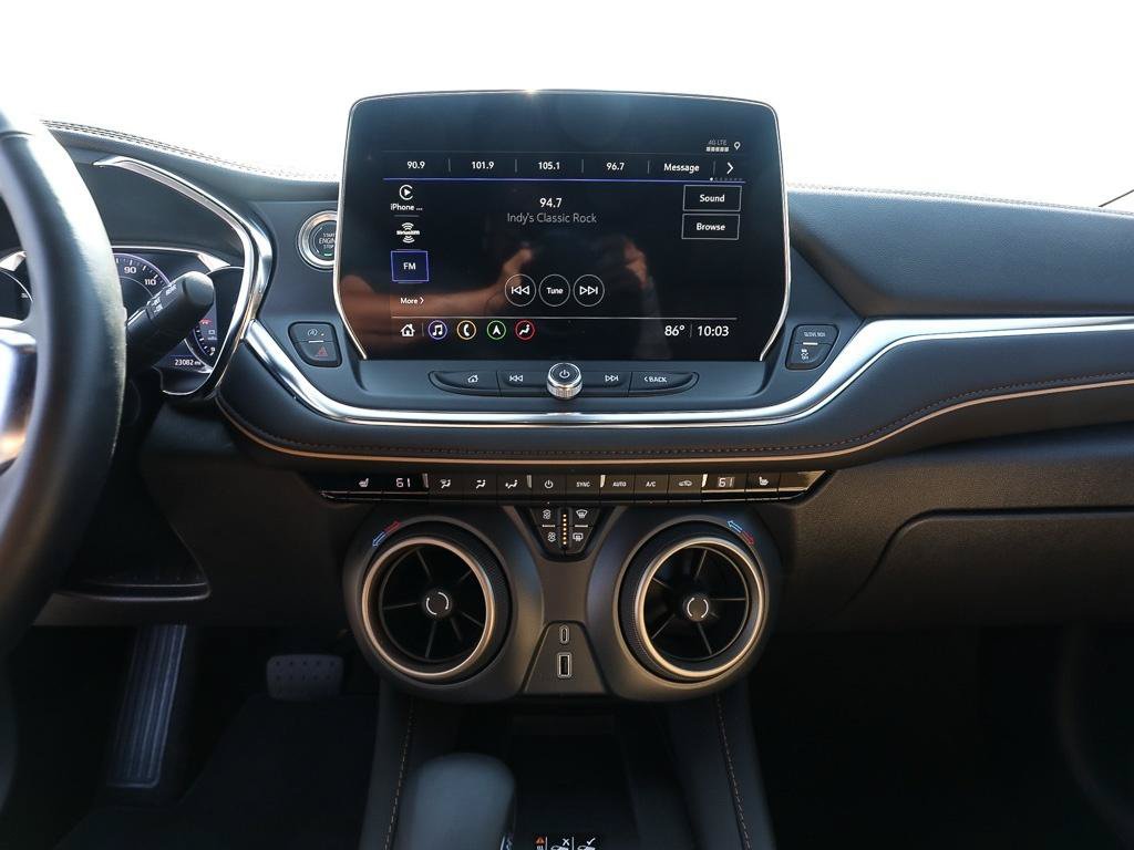 Used 2024 Chevrolet Blazer Premier FWD image 17