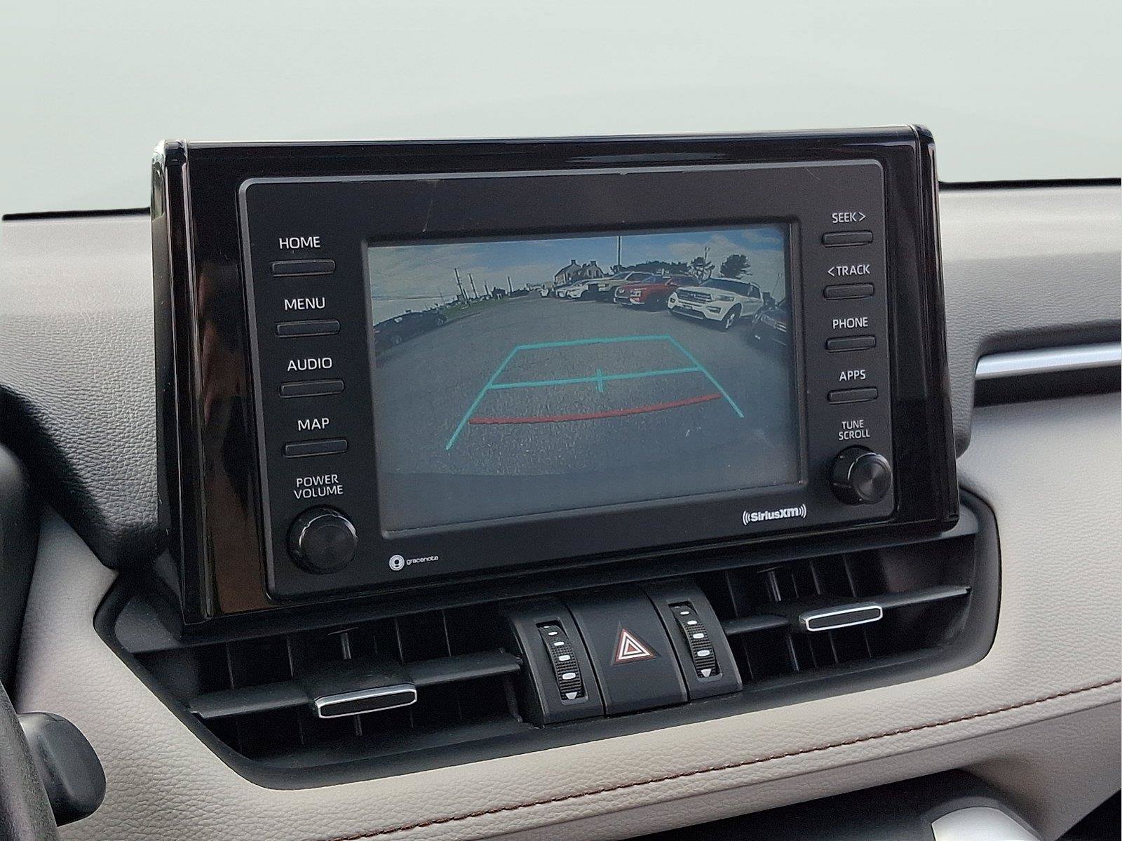 Used 2020 Toyota RAV4 XLE Premium FWD image 18