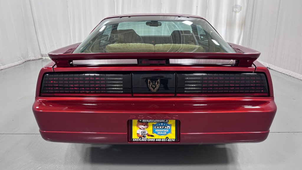 Used 1987 Pontiac Firebird Trans Am RWD image 6