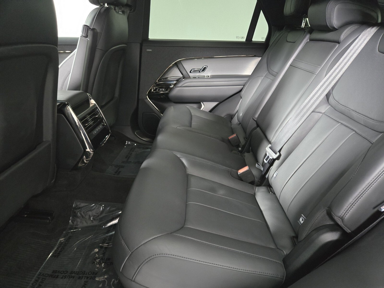 Used 2024 Land Rover Range Rover Sport SE image 5