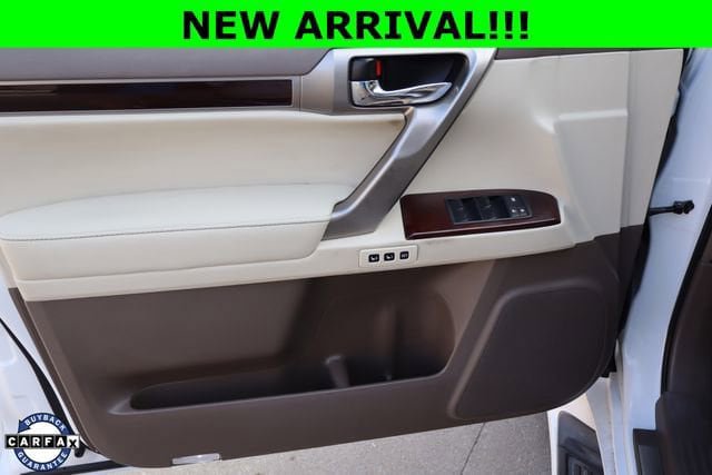 Used 2015 Lexus GX 460 w/ Premium Package AWD/4WD image 22