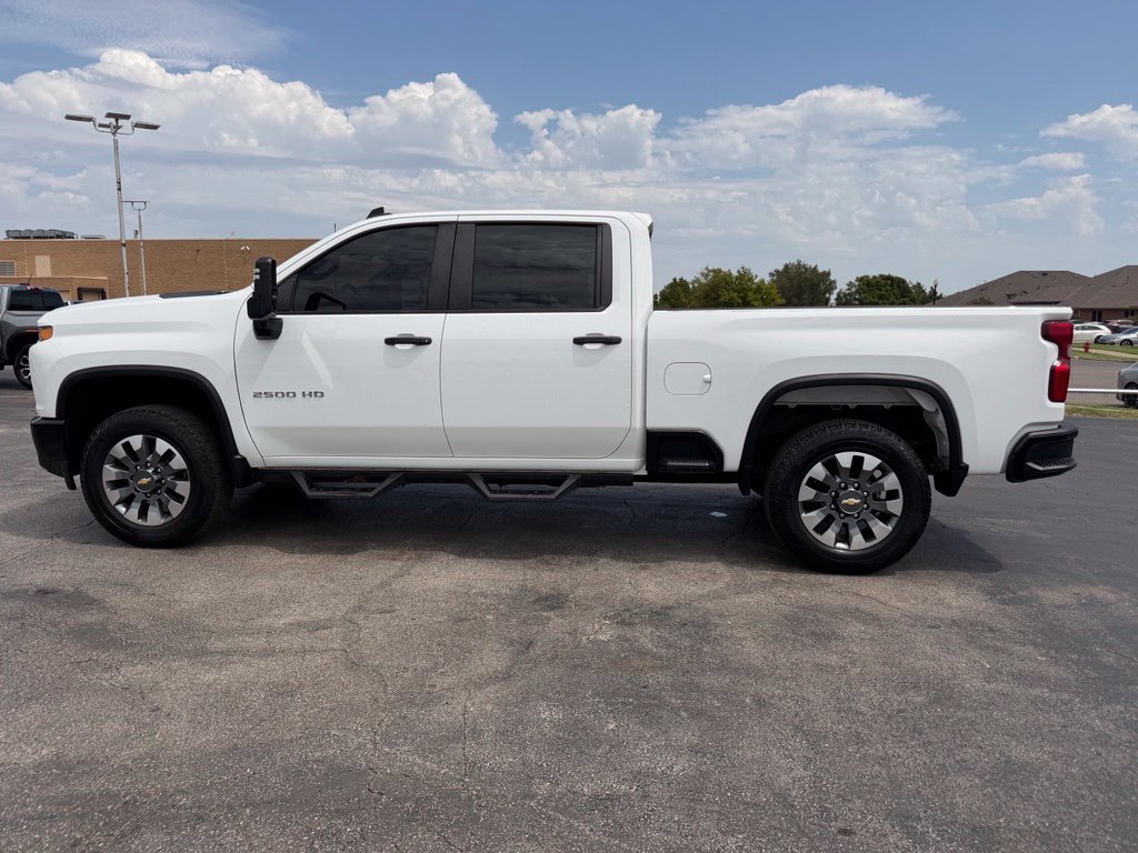 Used 2022 Chevrolet Silverado 2500 Custom w/ Custom Value Package AWD/4WD image 6