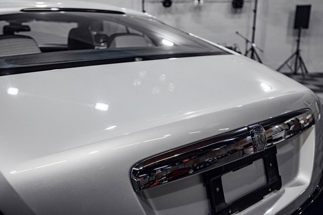 Used 2014 Rolls-Royce Wraith image 21