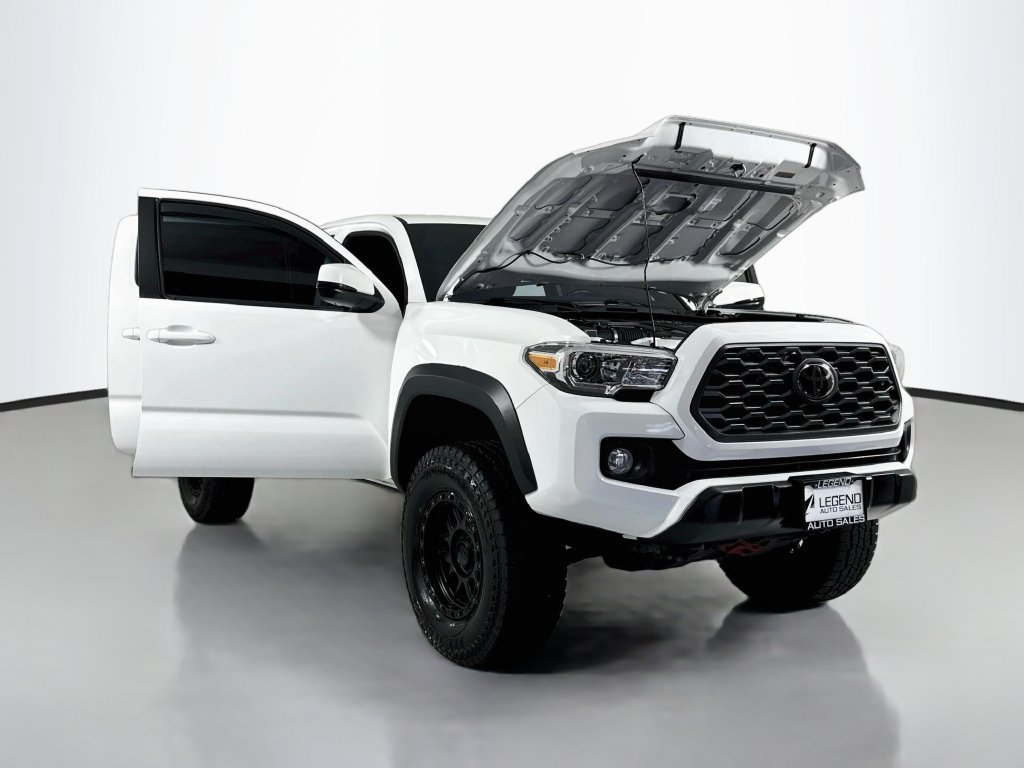 Used 2020 Toyota Tacoma TRD Off-Road w/ Technology Package AWD/4WD image 22