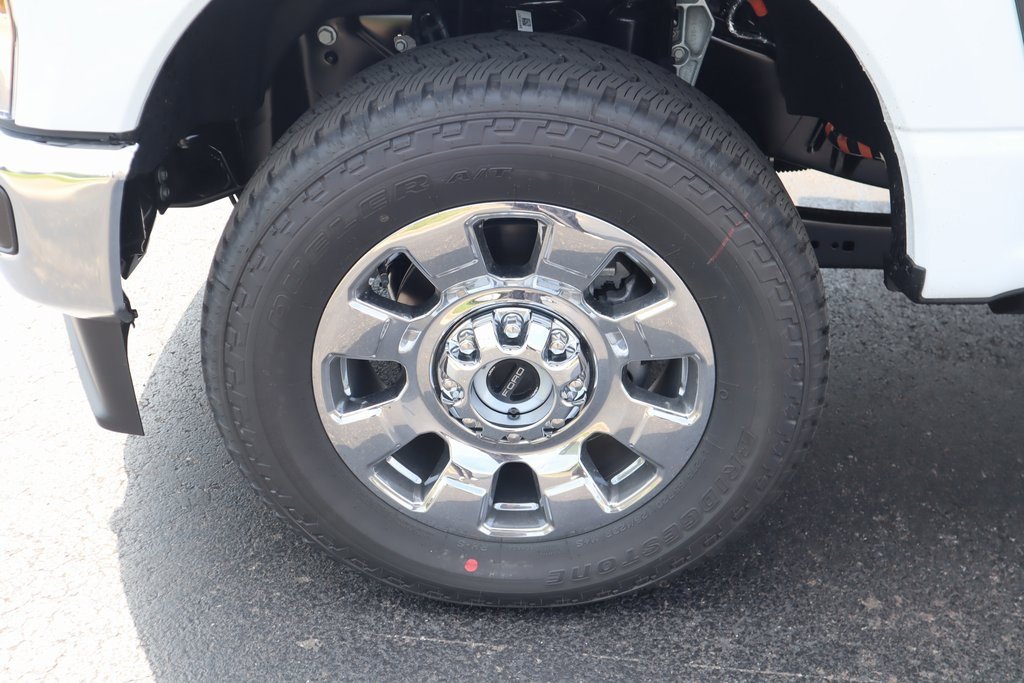 New 2026 Ford F250 King Ranch w/ Chrome Package image 19