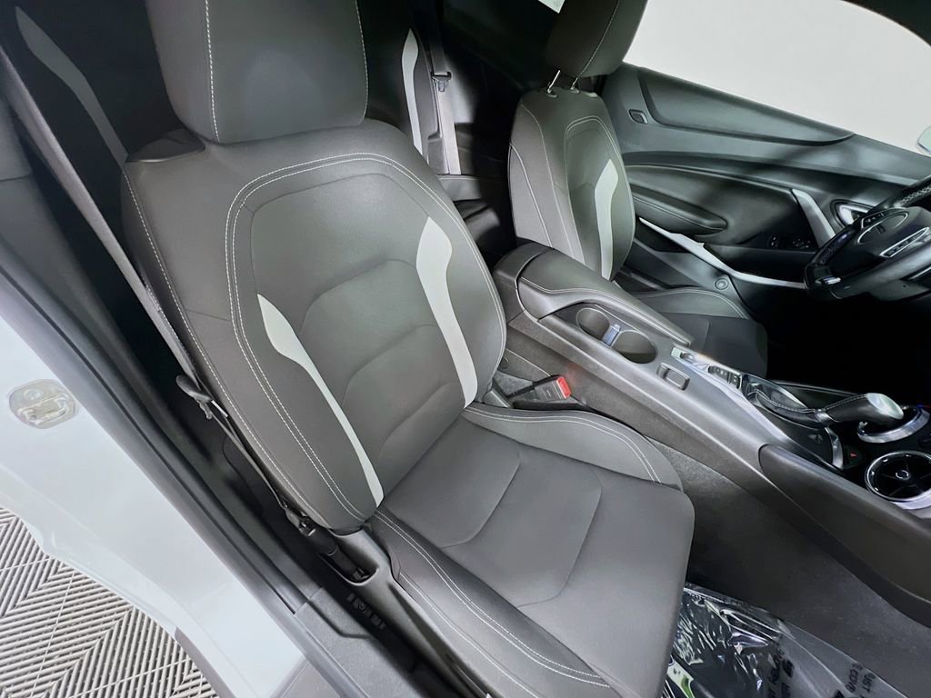 Used 2022 Chevrolet Camaro LT w/ RS Package image 25