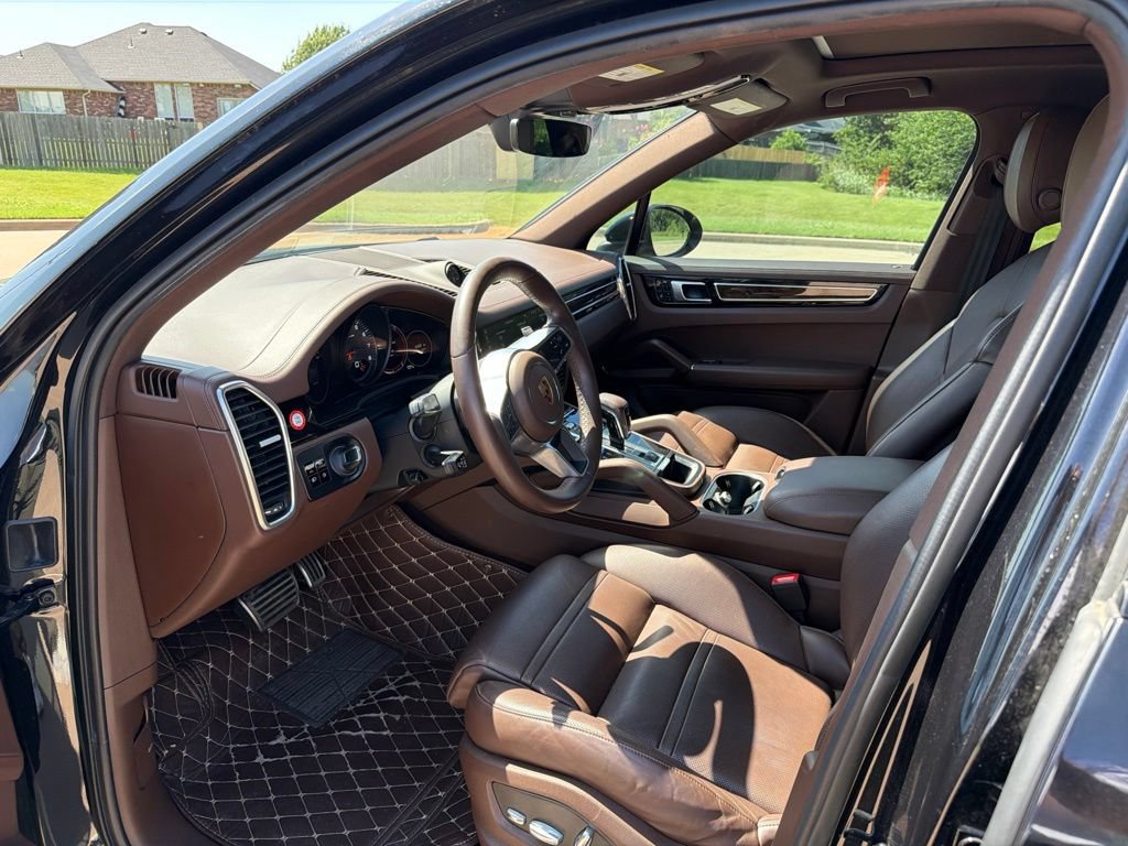 Used 2020 Porsche Cayenne S AWD/4WD image 12