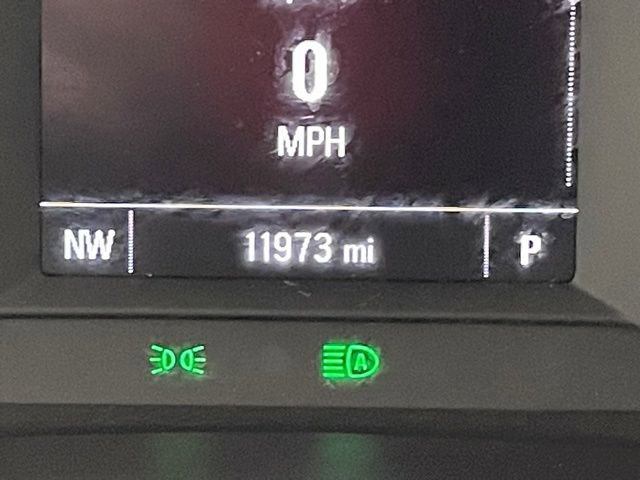 Used 2023 Chevrolet TrailBlazer ACTIV image 2