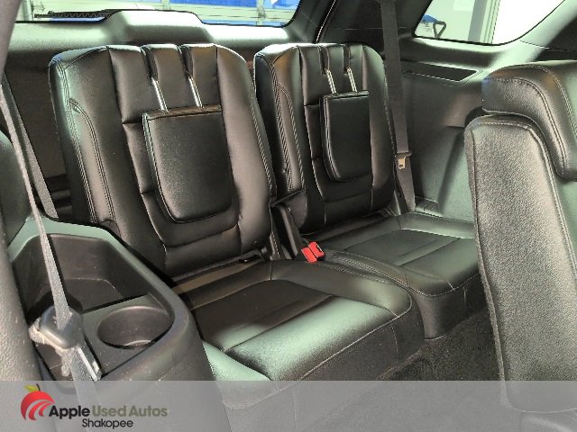 Used 2017 Ford Explorer XLT w/ Equipment Group 202A image 41