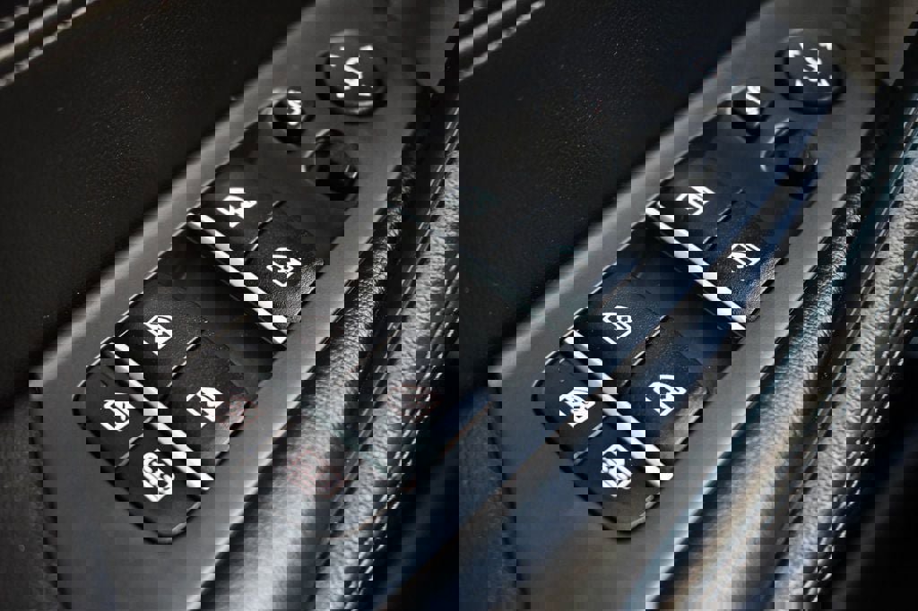 Used 2020 BMW M5 w/ Executive Package image 17