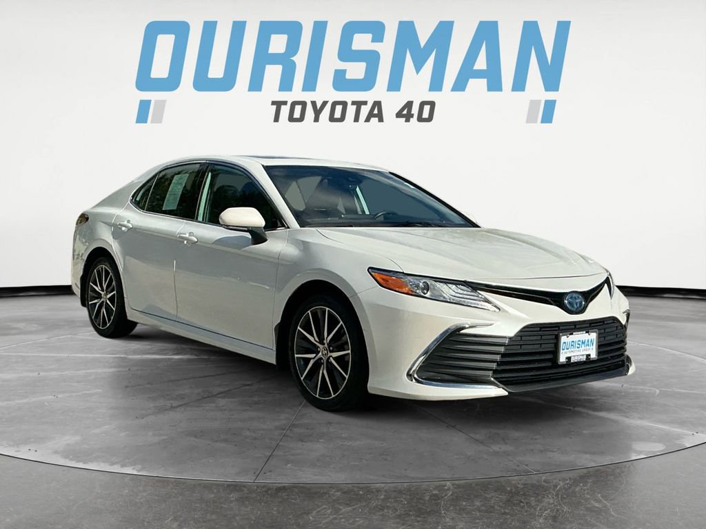 Used 2023 Toyota Camry XLE