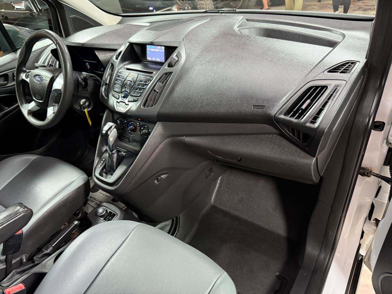 Used 2014 Ford Transit Connect XL FWD image 10