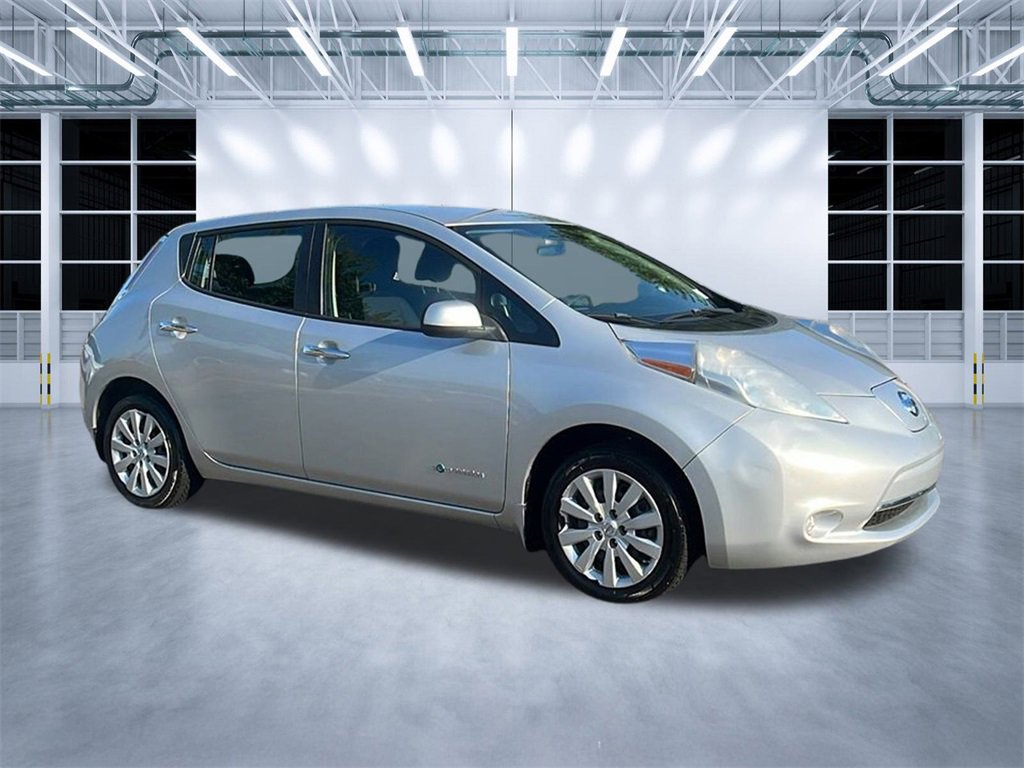 Used 2014 Nissan Leaf S w/ Charge Package