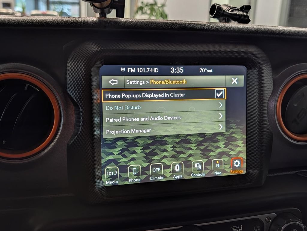 Used 2023 Jeep Gladiator Mojave AWD/4WD image 59