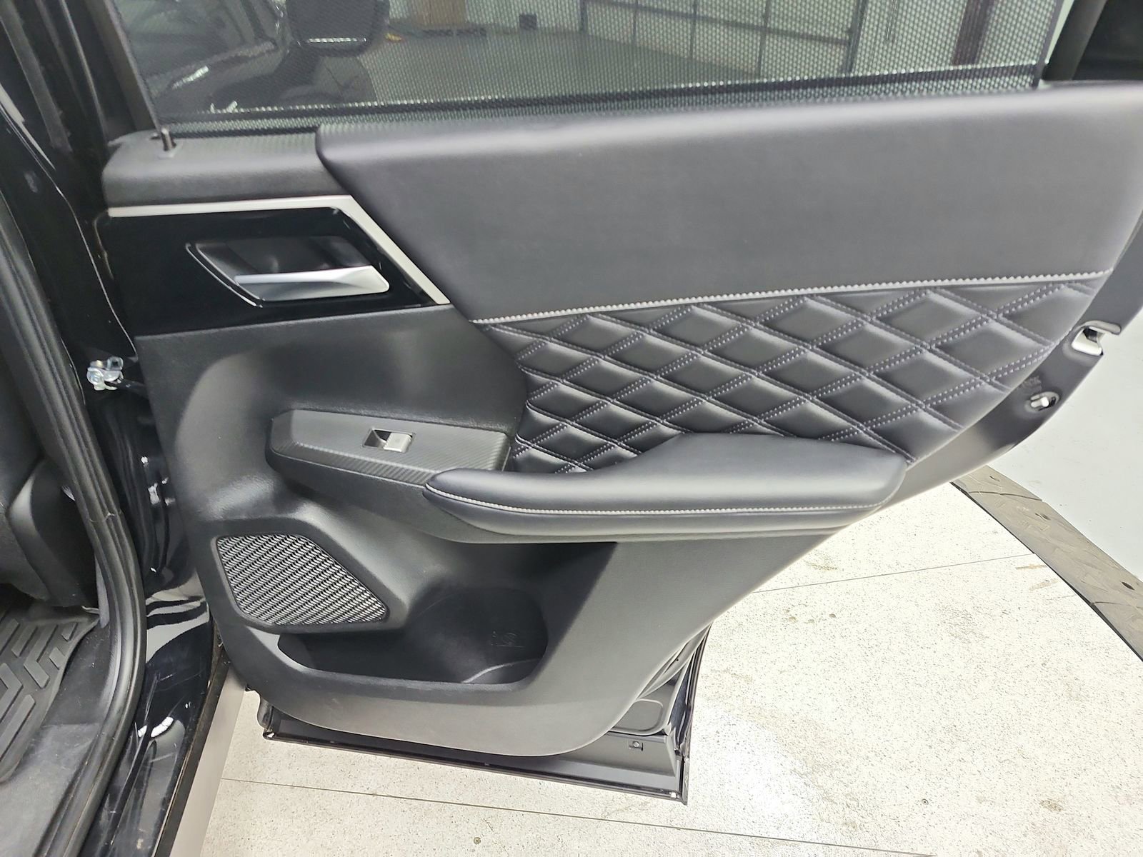 Used 2024 Mitsubishi Outlander SEL image 43