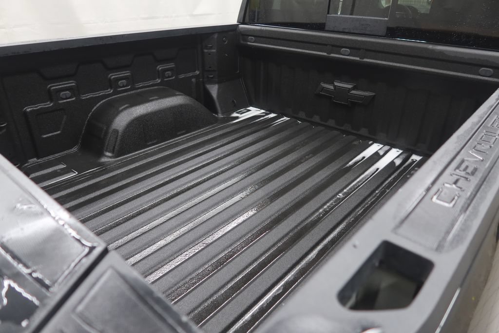 Used 2025 Chevrolet Silverado 1500 LTZ w/ LTZ Premium Texas Edition AWD/4WD image 9