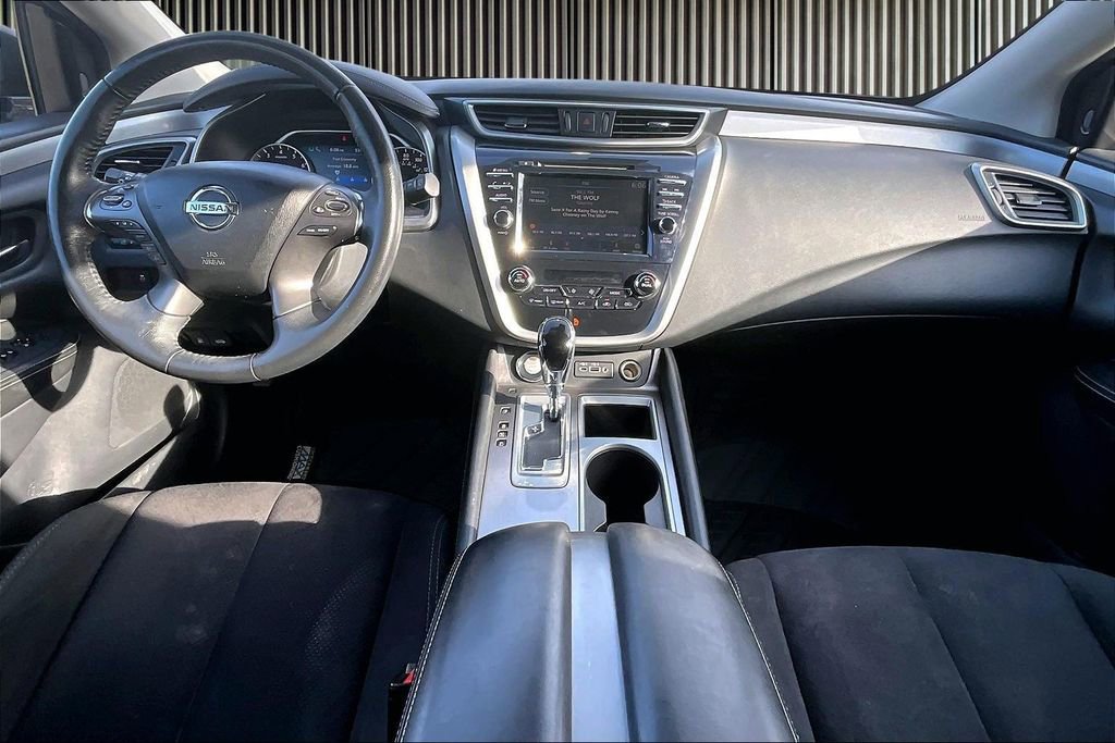 Used 2020 Nissan Murano SV image 17