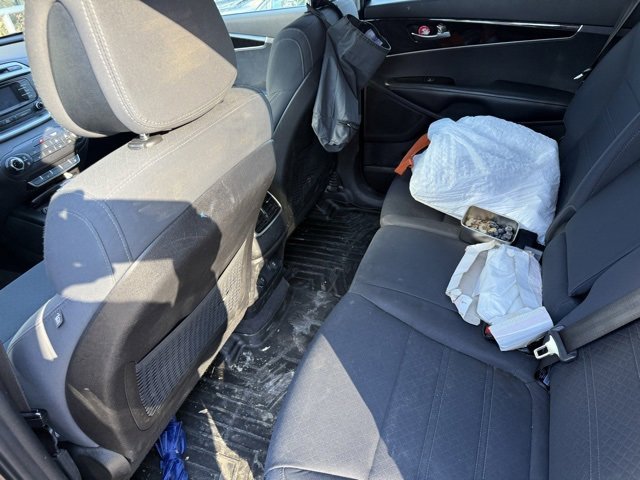 Used 2016 Kia Sorento LX w/ LX Convenience Package image 23