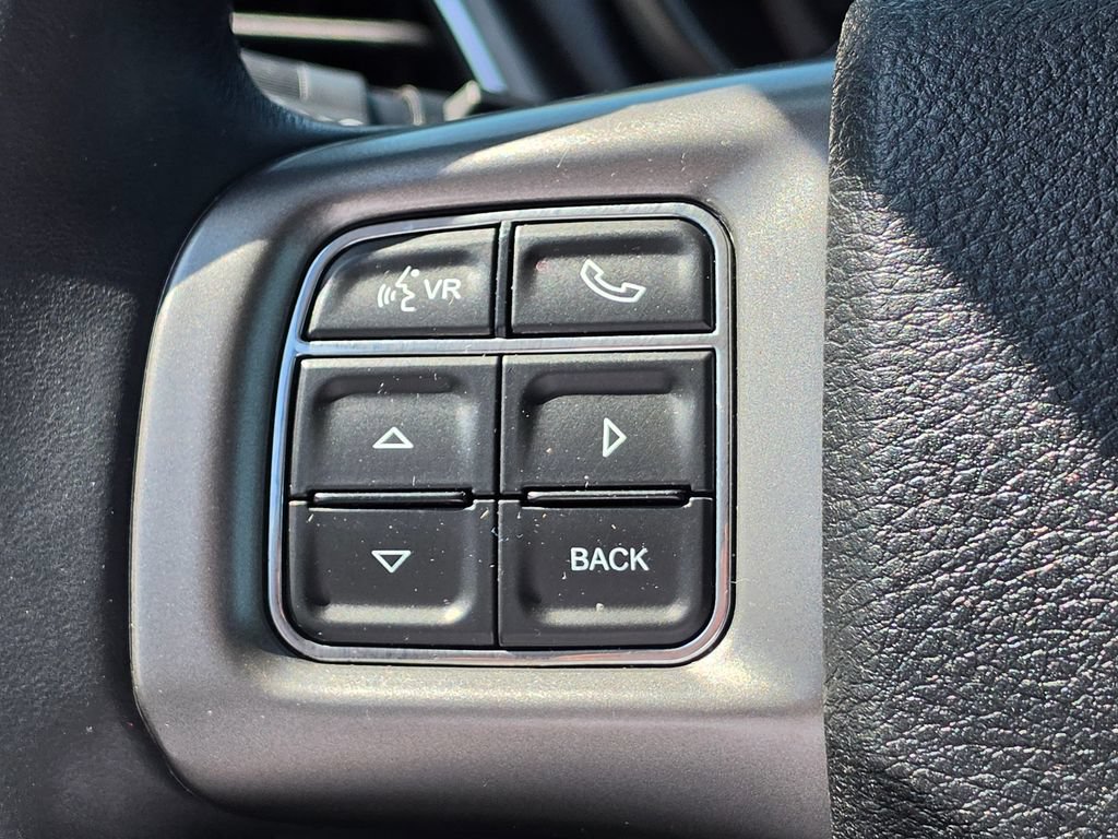 Used 2019 Dodge Journey Crossroad FWD image 17