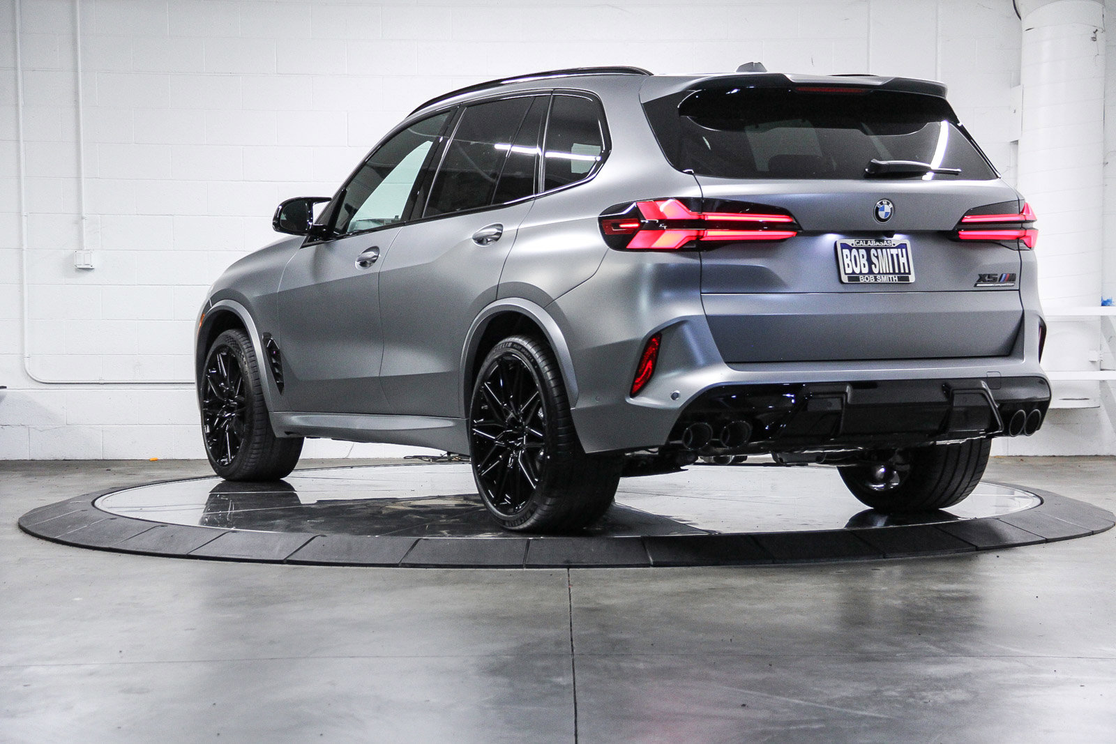 New 2026 BMW X5 M Competition image 4