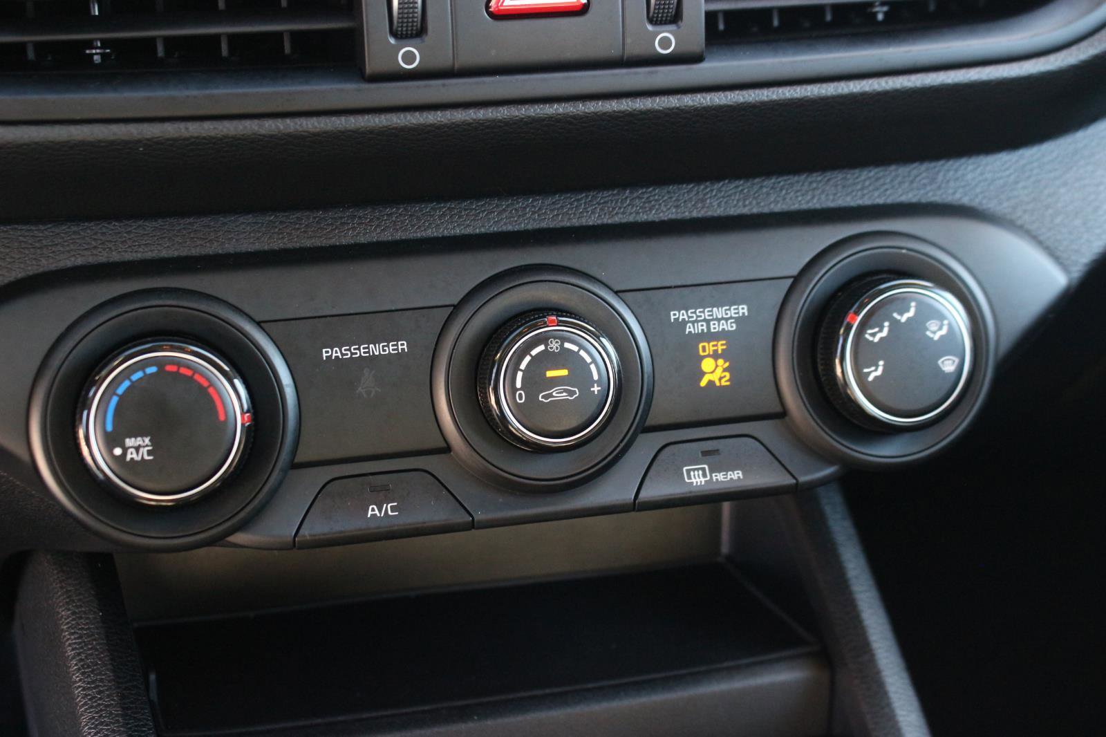 Used 2023 Kia Forte LXS w/ LXS Technology Package image 22