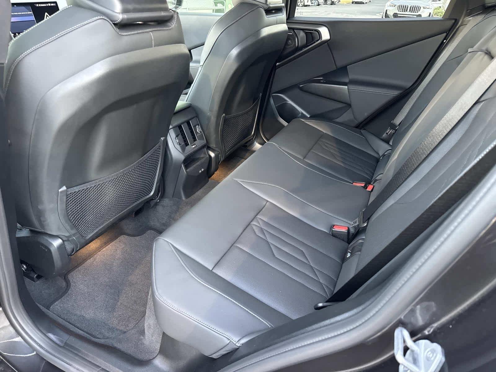 Certified 2025 BMW X3 xDrive30i w/ M Sport Package image 15