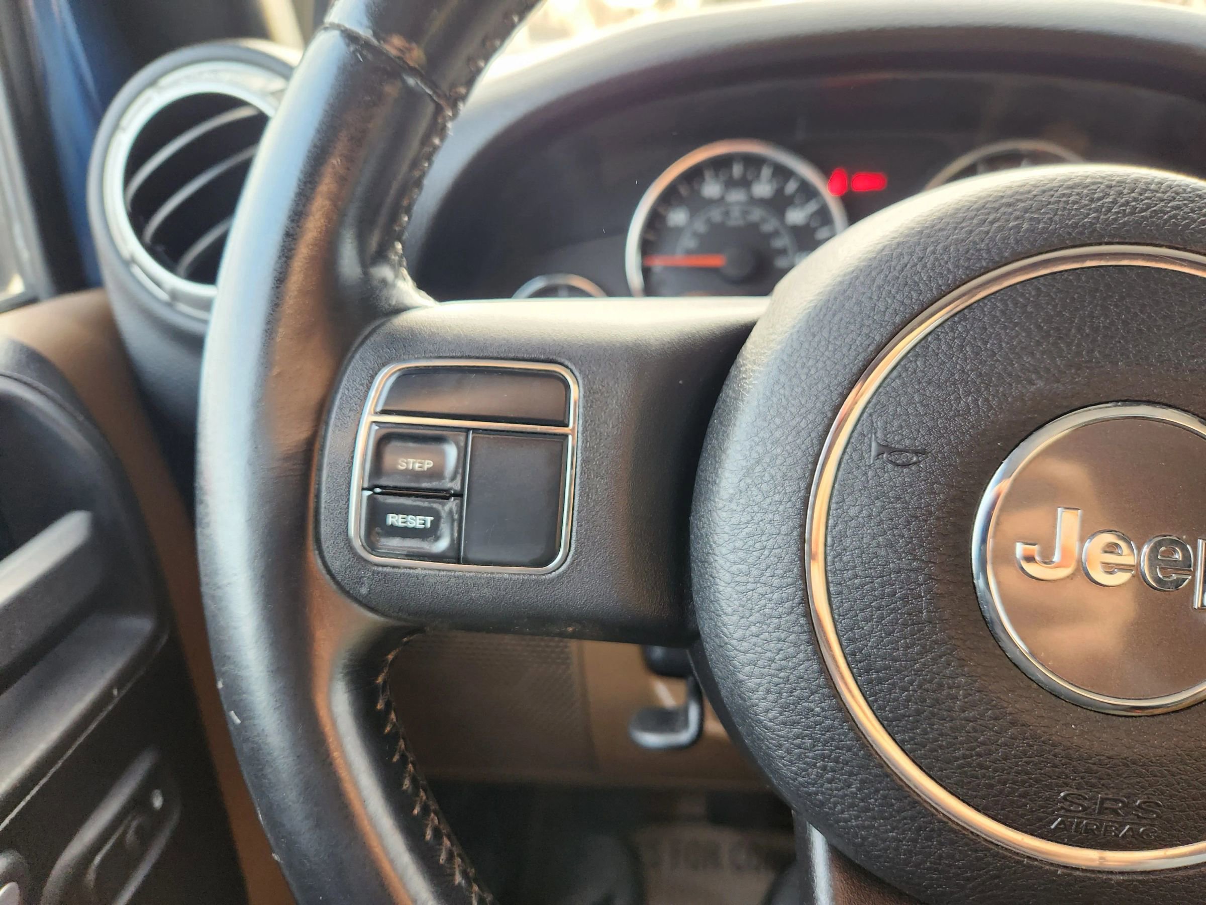 Used 2012 Jeep Wrangler Rubicon w/ Dual Top Group image 33