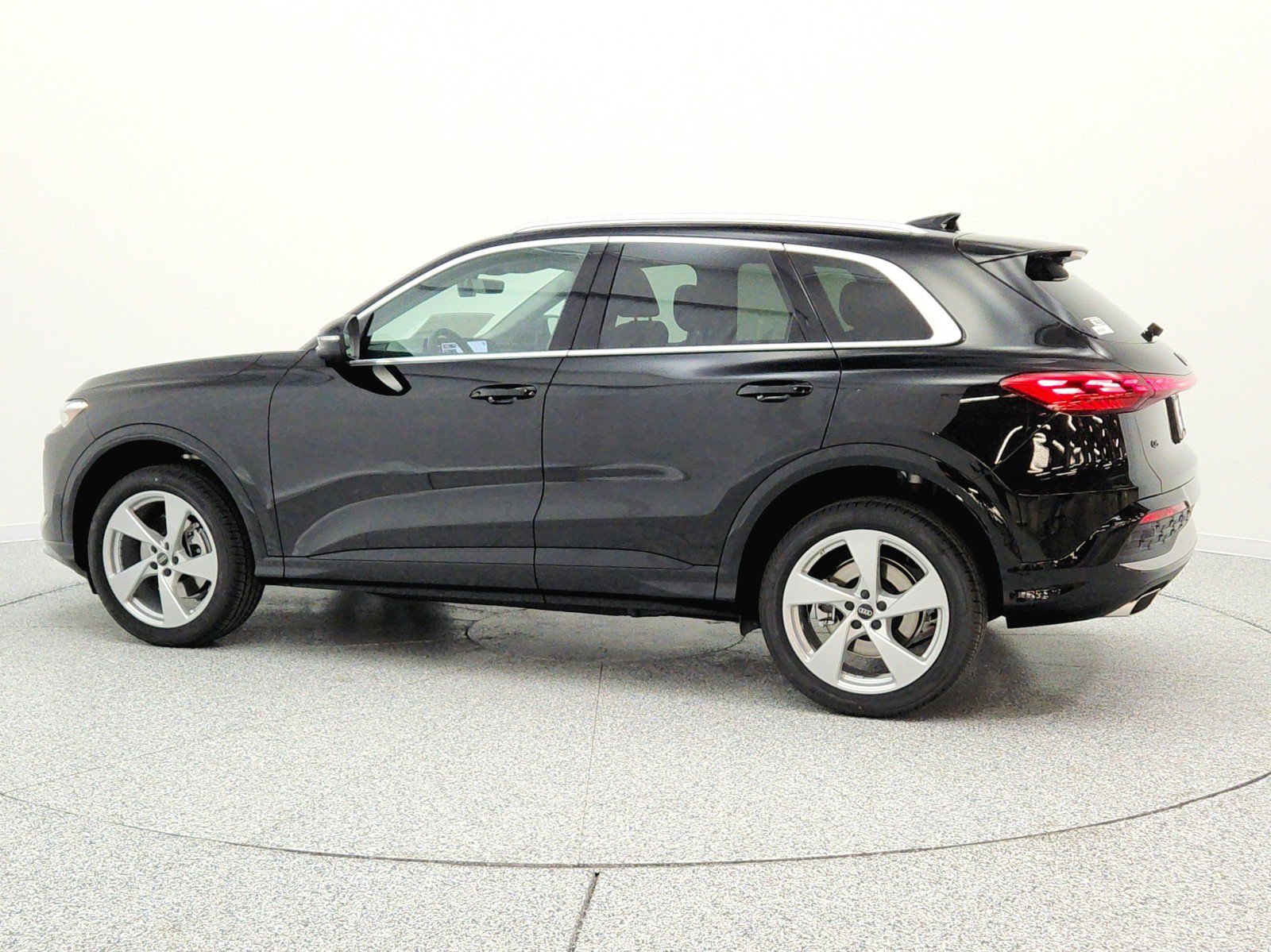 New 2026 Audi Q5 Premium Plus AWD/4WD image 8